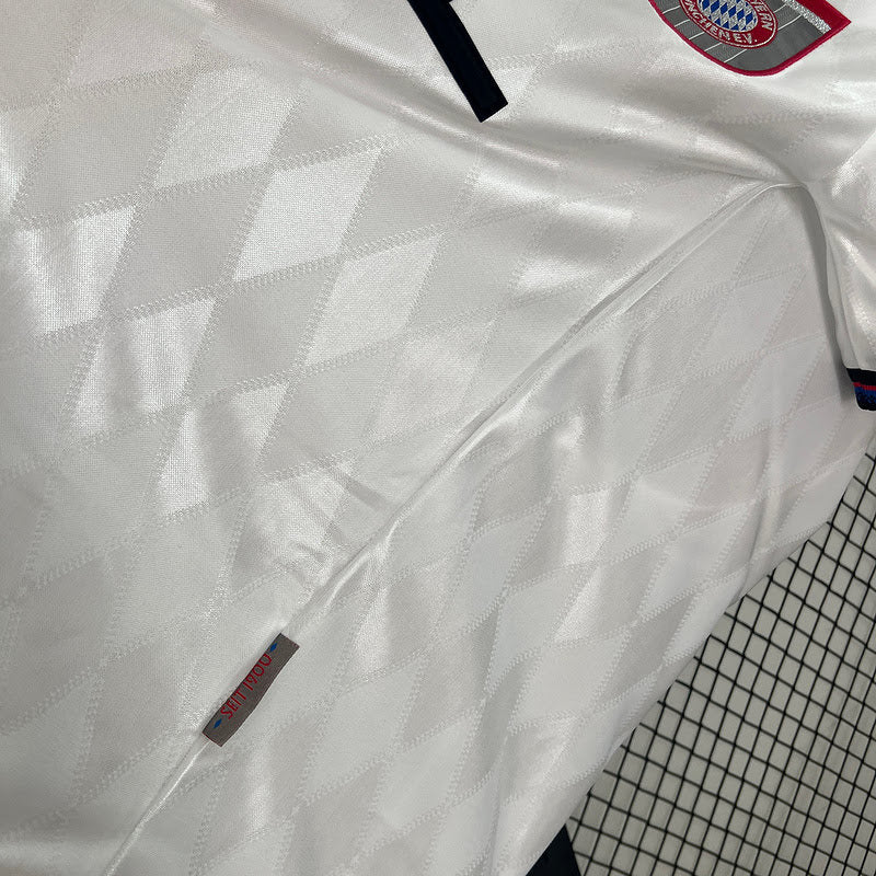 Bayern Munich 1996/98 Away Retro Shirt